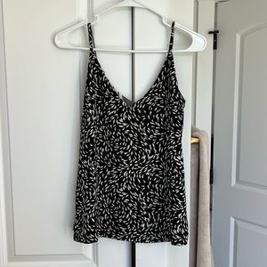 Black and White Reversible Tank
